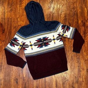 American Eagle men’s hooded sweater Aztec print size small